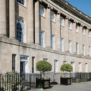 The Royal Crescent & Hotel Bath