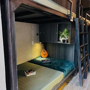 T Zone - Quiet Place, Near China Town,ho Thi Ky Street Food,cafe,beer Hotel cápsula Ciudad Ho Chi Minh (Saigón)