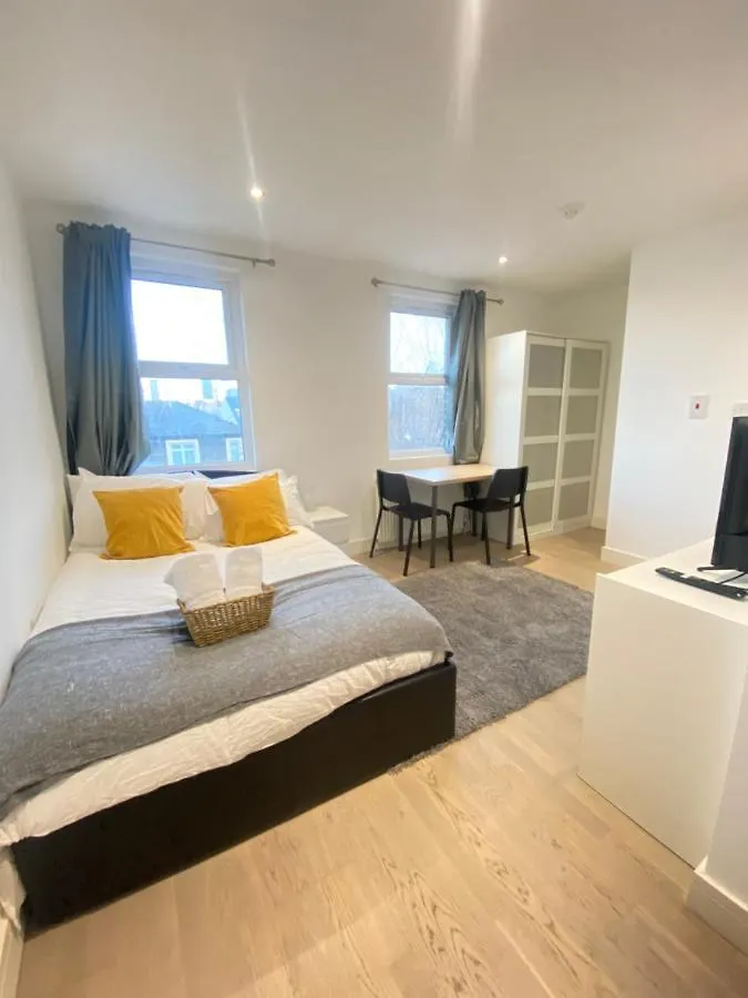 Cozy En-Suite Near Stratford Londres
