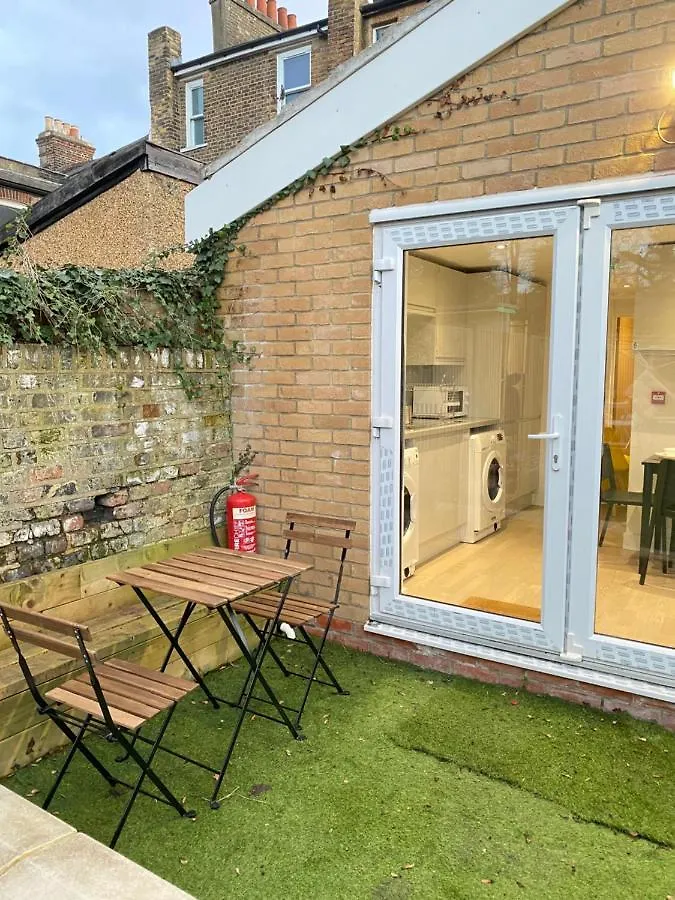 Cozy En-Suite Near Stratford Londres Reino Unido