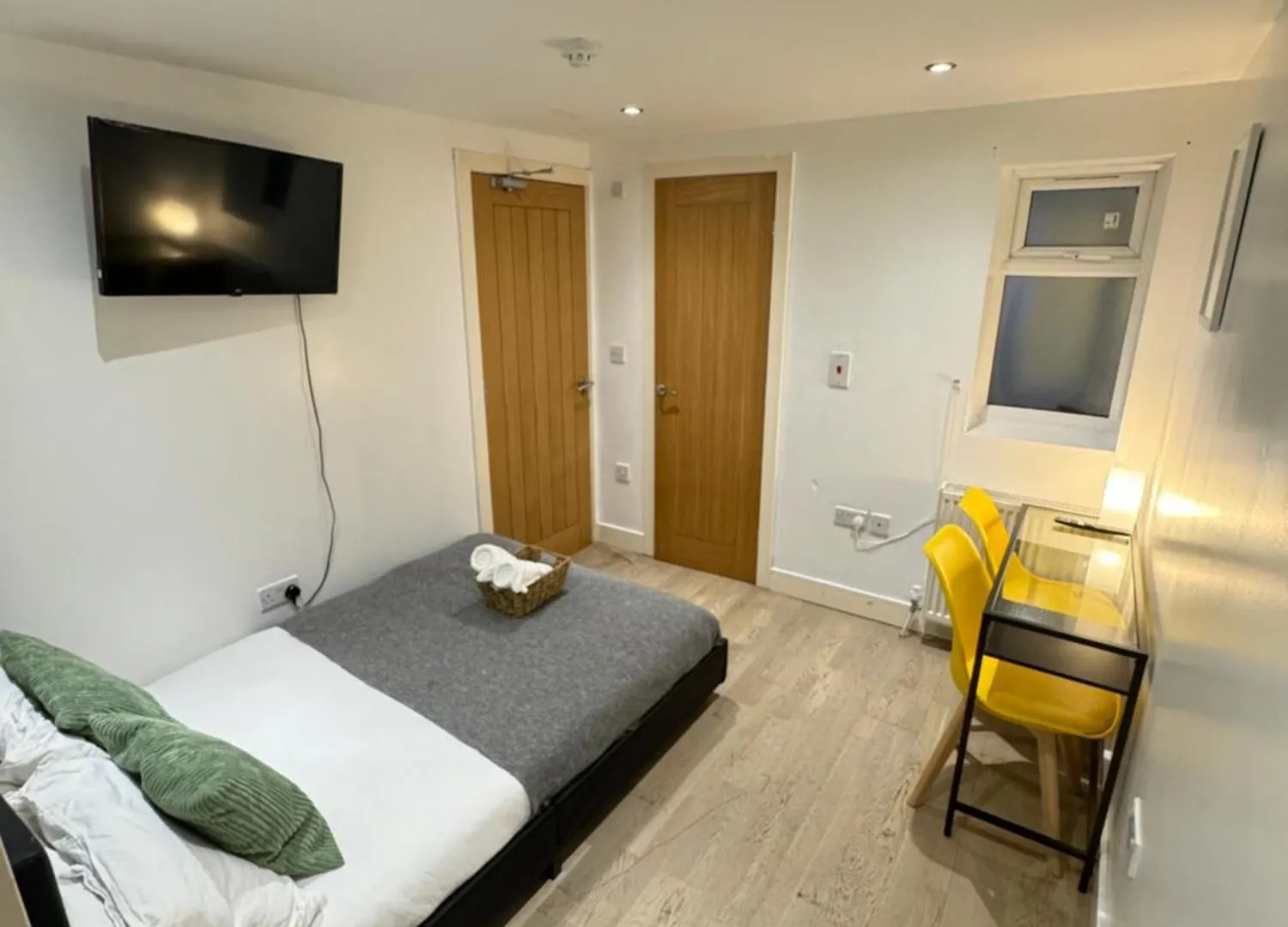 Cozy En-Suite Near Stratford Londres Pensión