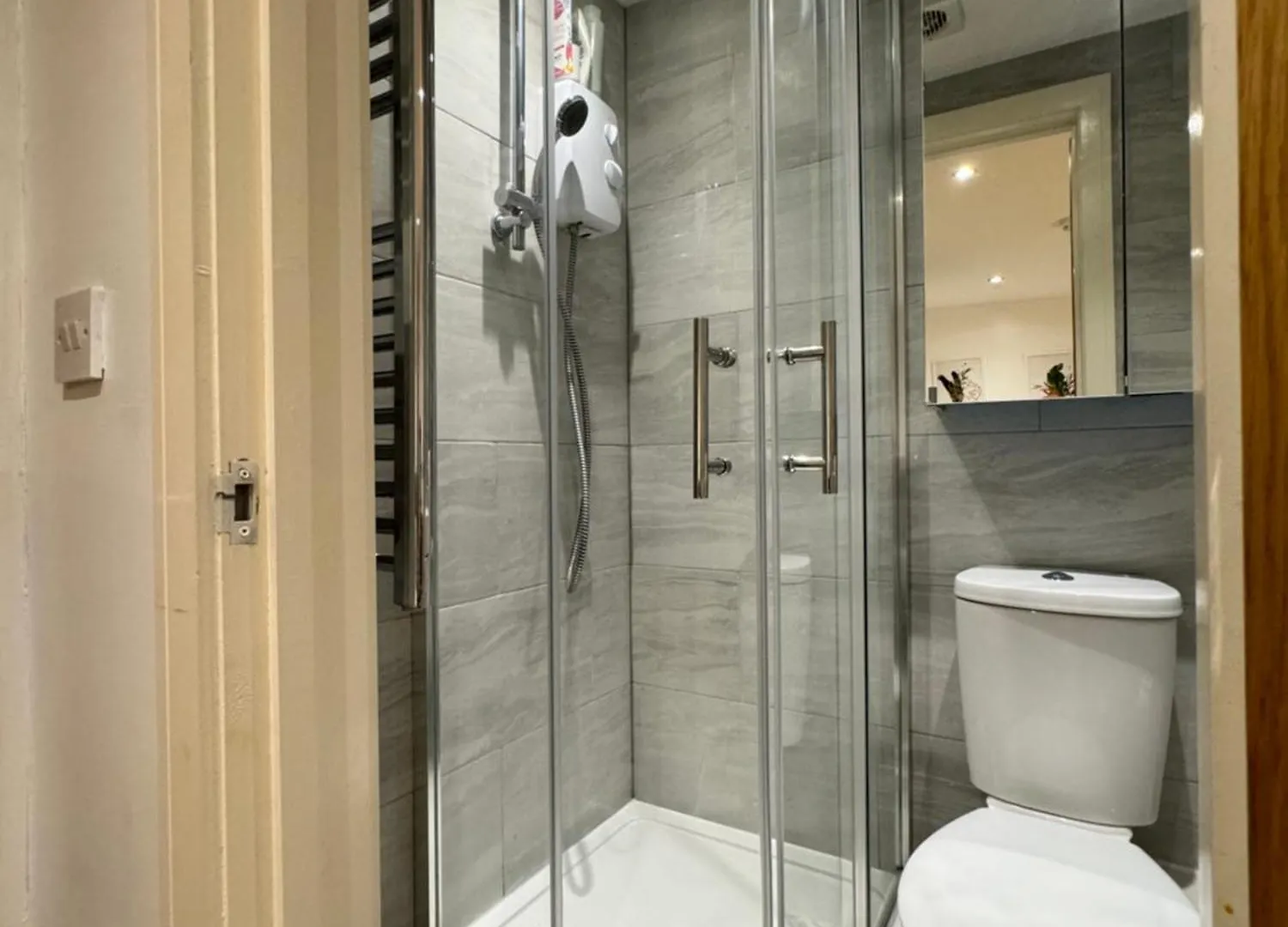 Cozy En-Suite Near Stratford Londres